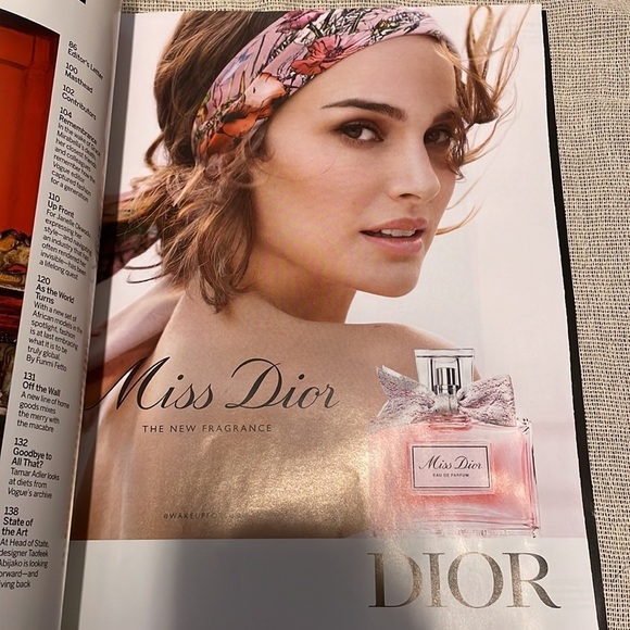 Vogue March 2022 Kim Kardashian Magazine Chanel Tiffany Louis Vuitton Fashion - Picture 6 of 9